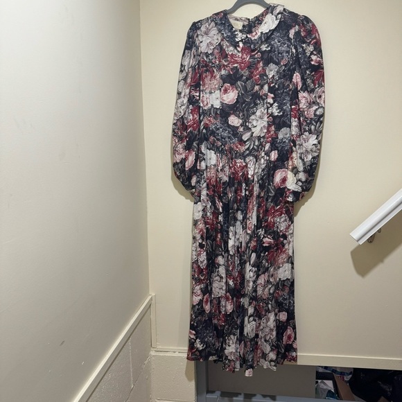 Women’s Vintage Floral Maxi Length Drop Waist Long Puff Sleeve Dress Size: 6 - Picture 2 of 16